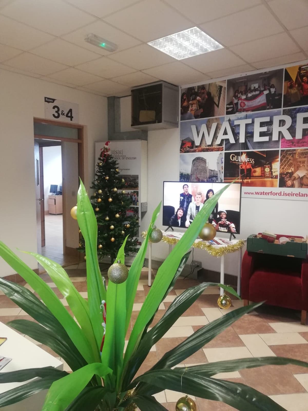 ISE - The International School of English image 5