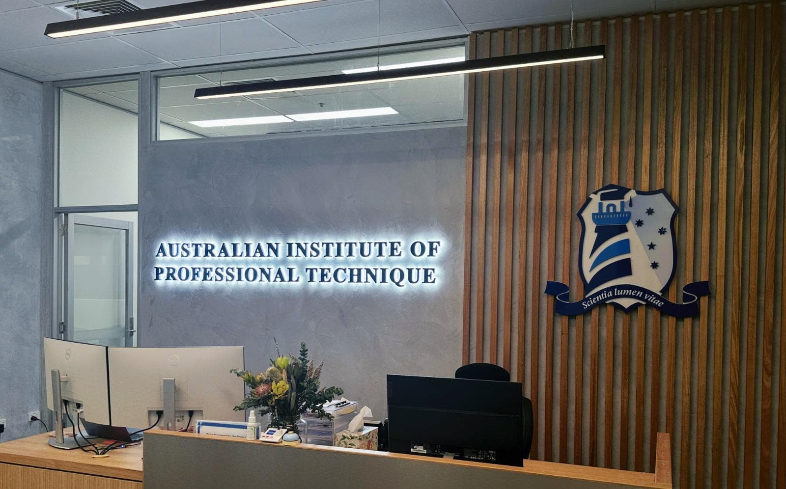 AUIPT Language College image 2