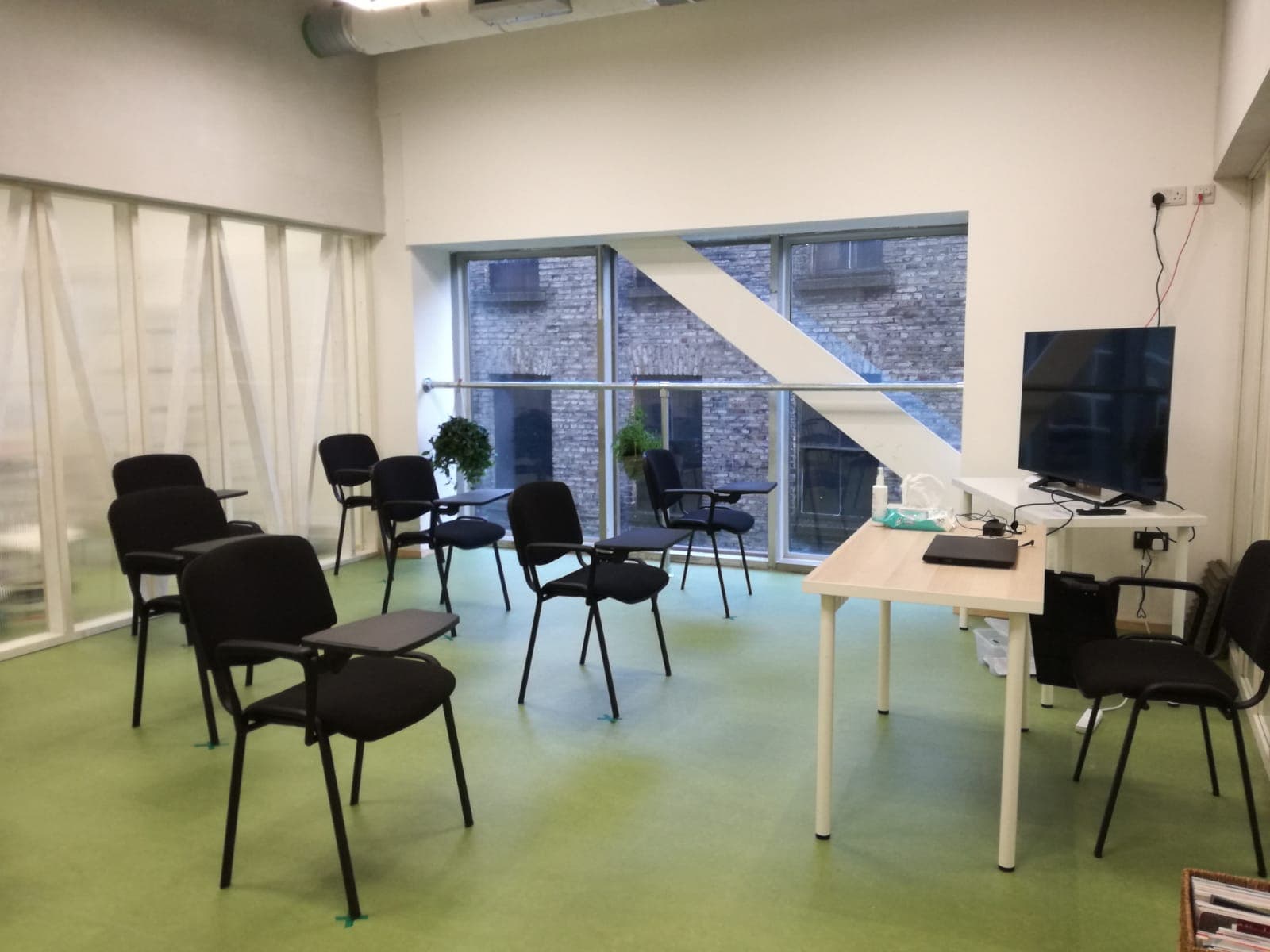 Babel Academy of English image 1